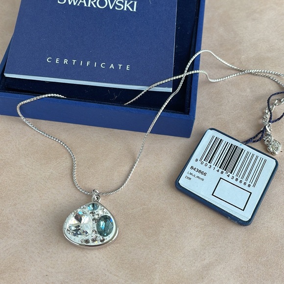 NWT Swarovski Crystal Necklace - Picture 2 of 8